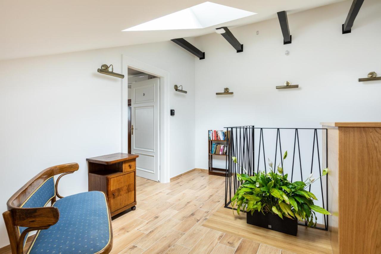 Palac Zieleniewskich Apartamenty Sw Marka 31 Cracóvia Exterior foto
