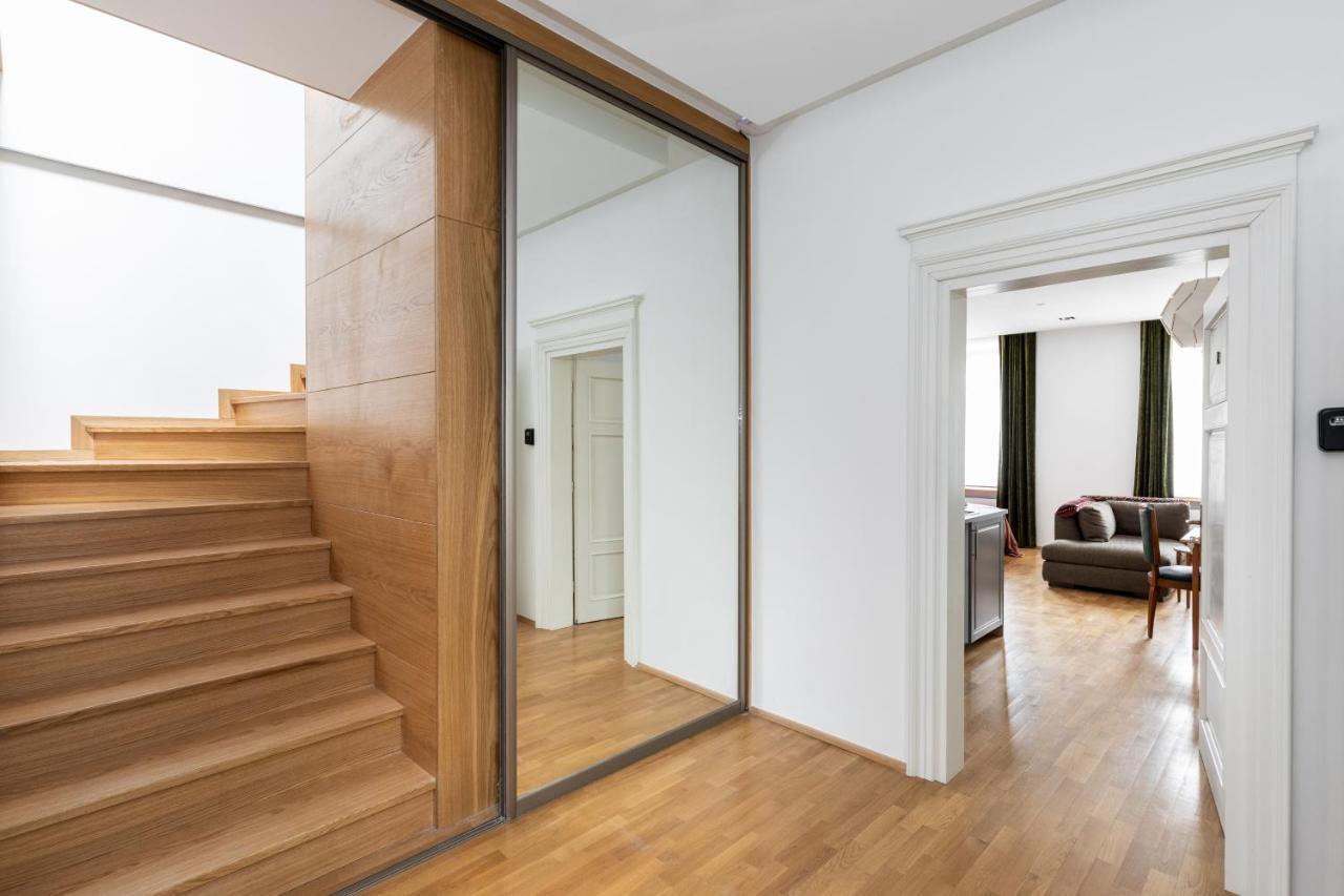 Palac Zieleniewskich Apartamenty Sw Marka 31 Cracóvia Exterior foto