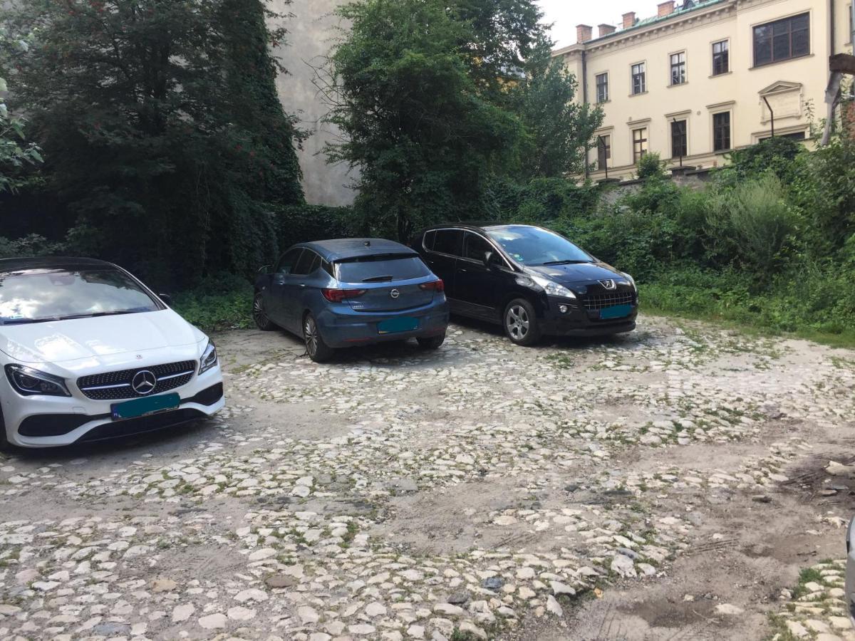 Palac Zieleniewskich Apartamenty Sw Marka 31 Cracóvia Exterior foto